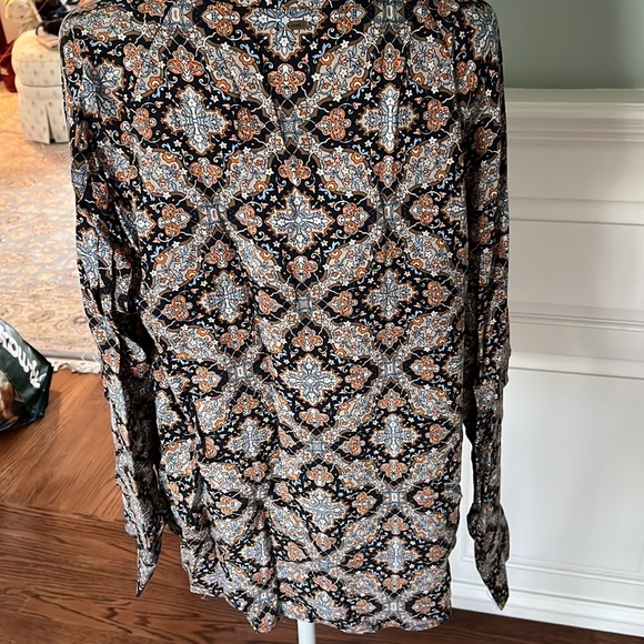 ONeil medallion v neck blouse - Picture 3 of 4